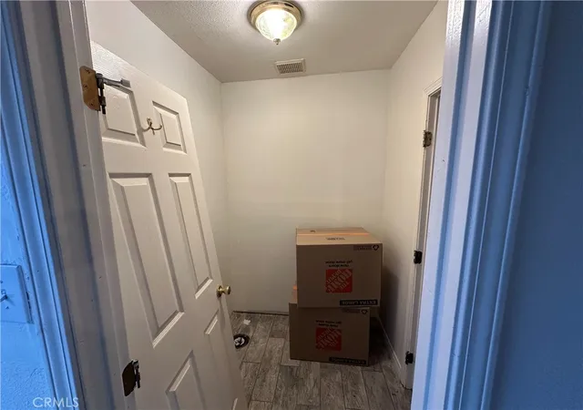 13th image of 4056 Creed, Los Angeles, CA 90008 | MLS# CV25260583