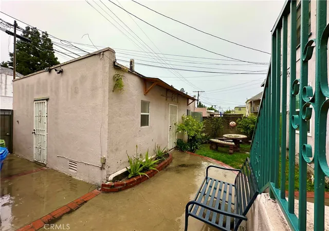 2nd image of 4056 Creed, Los Angeles, CA 90008 | MLS# CV25260583