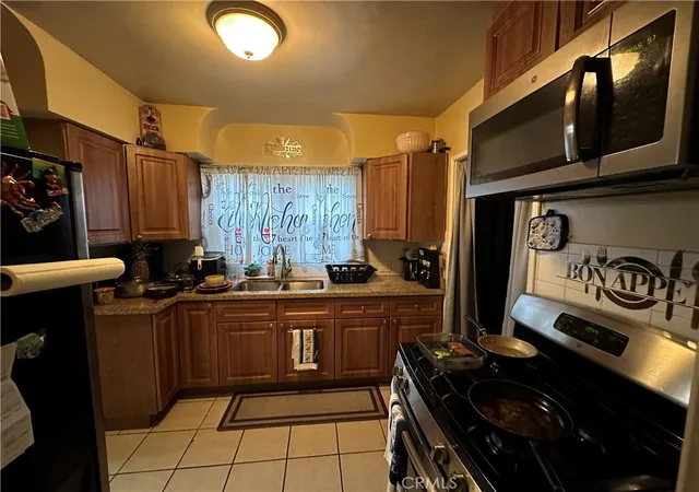 5th image of 4056 Creed, Los Angeles, CA 90008 | MLS# CV25260583