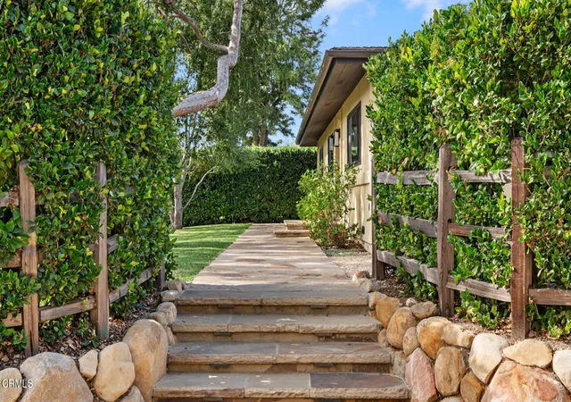Homes for sale in Solvang, CA | 654 Chalk Hill Rd, Solvang, CA 93463 | MLS# V1-33415