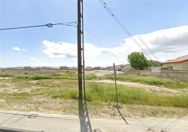 4th image of 2126 E Avenue I, Lancaster, CA 93535 | MLS# GD25261171