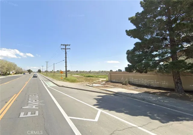 5th image of 2126 E Avenue I, Lancaster, CA 93535 | MLS# GD25261171