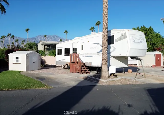 Photo 3 of Manufactured home for sale at 69801 Ramon #401, Cathedral City, CA 92234 | MLS# OC25261222 | Listing updated on 2026-03-07