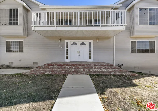 Photo 3 of Single family home for sale at 812 Glenbrook Dr, Frazier Park, CA 93225 | MLS# 25619475 | Listing updated on 2026-09-22