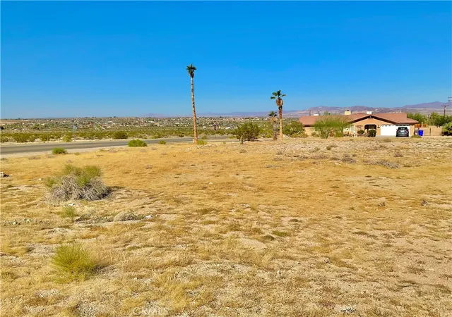 2nd image of 74517 Serrano, Twentynine Palms, CA 92277 | MLS# JT25259436