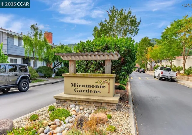 Homes for sale in Moraga, CA | 37 Miramonte Dr, Moraga, CA 94556 | MLS# 41117611