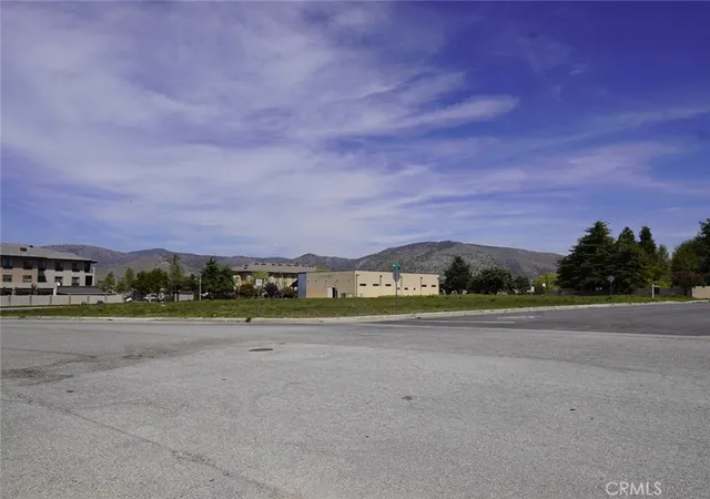 Photo 2 of Land for sale at 4 West E St, Tehachapi, CA 93561 | MLS# HD25261589 | Listing updated on 2026-06-16