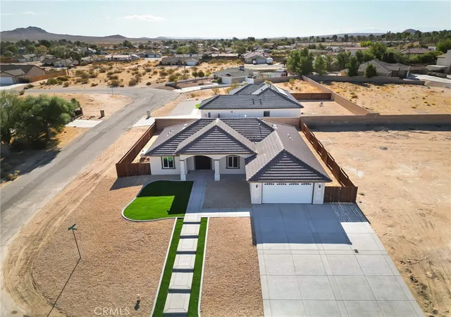 Photo 3 of Single family home for sale at 21724 Darrow, California City, CA 93505 | MLS# SR25261627 | Listing updated on 2026-03-12