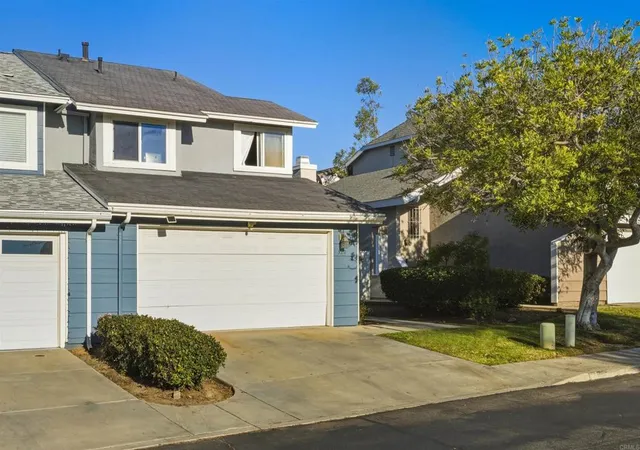 image of 320 Rolling Hills Ln, San Marcos, CA 92069 | MLS# NDP2510889