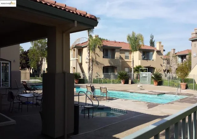 Homes for sale in Elk Grove, CA | 5201 Laguna Oaks Dr #UNIT 70, Elk Grove, CA 95758 | MLS# 41117633