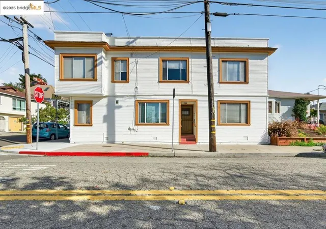 Multi family home for sale at 2701 Grant Street, Berkeley, CA 94703 | MLS# 41117661