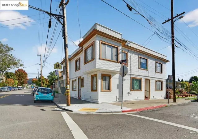 Photo 3 of Multi family home for sale at 2701 Grant Street, Berkeley, CA 94703 | MLS# 41117661 | Listing updated on 2026-05-09