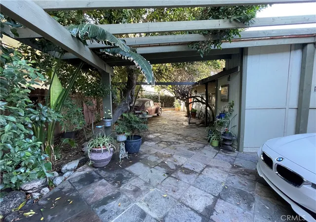 4th image of 5221 Satsuma, North Hollywood, CA 91601 | MLS# RS25261500