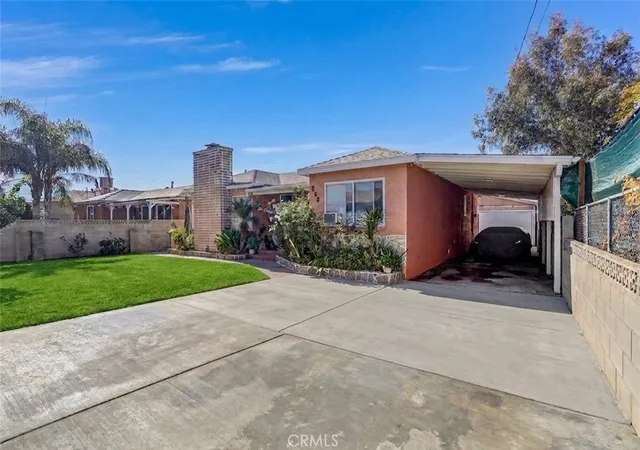 Homes for sale in Highland, CA | 7848 Elm St, Highland, CA 92410 | MLS# TR25262172