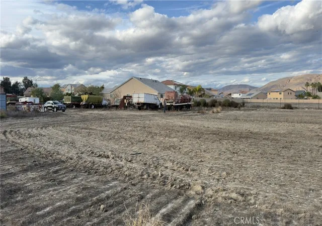 Land for sale at 669 N Lyon, San Jacinto, CA 92582 | MLS# SW25262458