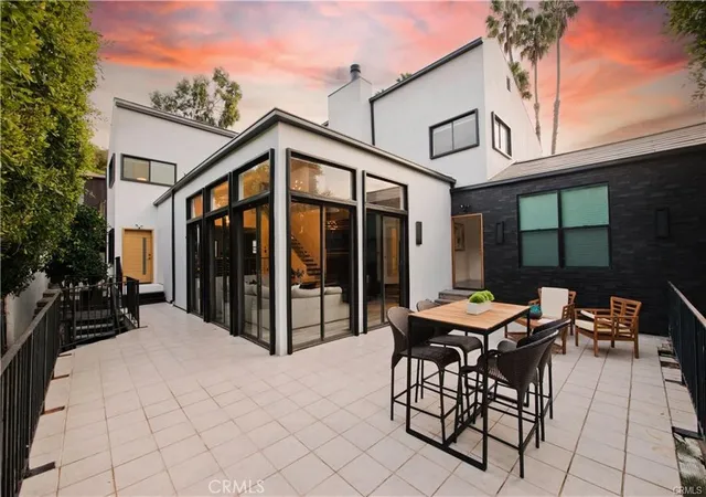 2nd image of 2650 Lisco Pl, Los Angeles, CA 90046 | MLS# SR25250072