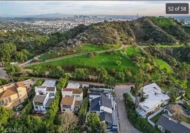 34th image of 2650 Lisco Pl, Los Angeles, CA 90046 | MLS# SR25250072