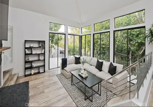 4th image of 2650 Lisco Pl, Los Angeles, CA 90046 | MLS# SR25250072