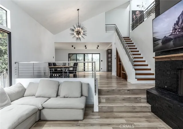 5th image of 2650 Lisco Pl, Los Angeles, CA 90046 | MLS# SR25250072