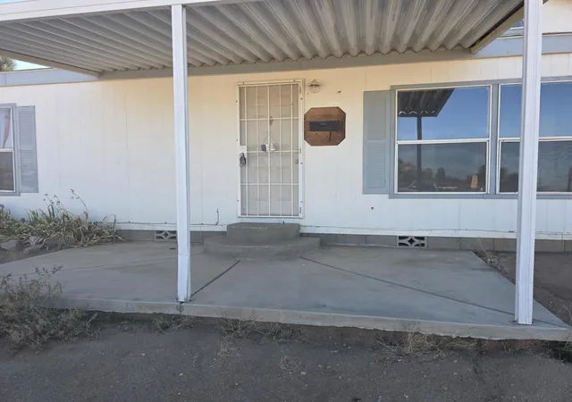 5th image of 9572 Smith Rd, Phelan, CA 92371 | MLS# 219138969DA