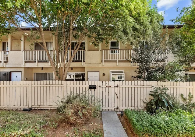 Homes for sale in Reseda, CA | 8031 Canby Ave #4, Reseda, CA 91335 | MLS# BB25262694
