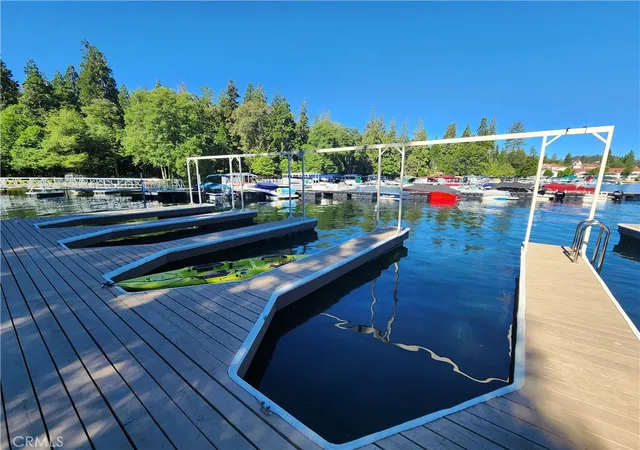 24th image of 142 Rockledge Ln, Lake Arrowhead, CA 92352 | MLS# IG25262490