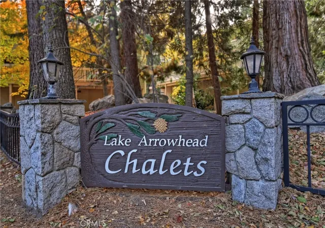 2nd image of 142 Rockledge Ln, Lake Arrowhead, CA 92352 | MLS# IG25262490