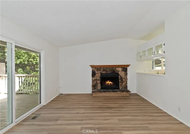 5th image of 142 Rockledge Ln, Lake Arrowhead, CA 92352 | MLS# IG25262490