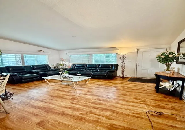3rd image of 165 Blossom Hill #268 Rd #268, San Jose, CA 95123 | MLS# ML82027970