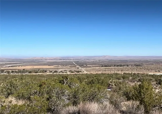 2nd image of 0 Y8/vic Vac Ave, Llano, CA 93544 | MLS# DW25263892