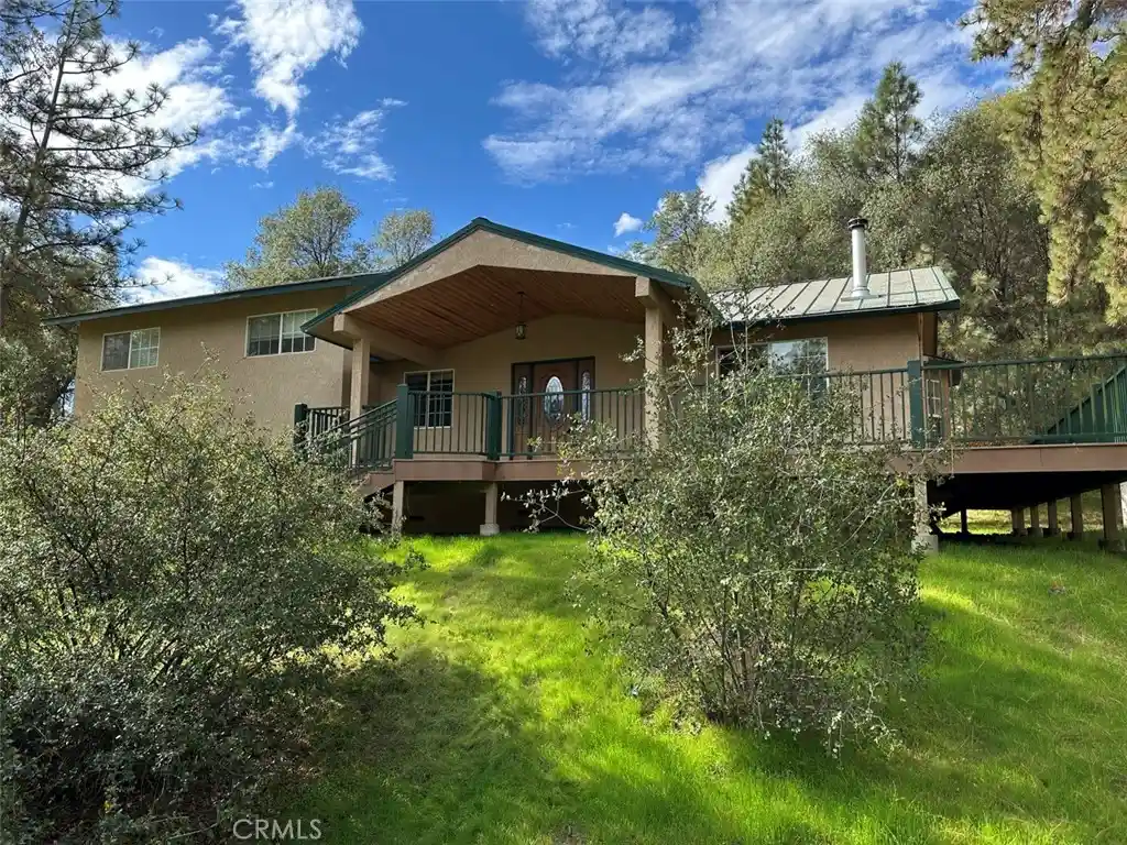 Single family home for sale at 4965 Peak View Rd, Mariposa, CA 95338 | MLS# MP25256341