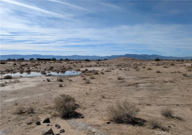 Photo 3 of Land for sale at 0 Mauka Rd, Newberry Springs, CA 92365 | MLS# OC25264116 | Listing updated on 2026-07-17