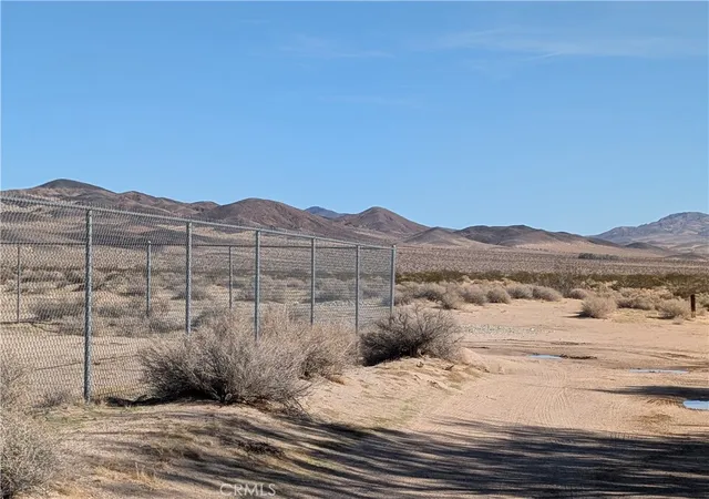Photo 4 of Land for sale at 0 Mauka Rd, Newberry Springs, CA 92365 | MLS# OC25264116 | Listing updated on 2026-07-17