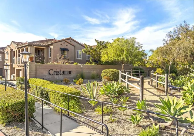 2nd image of 14520 Camino De La Luna, San Diego, CA 92127