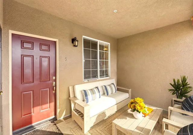 3rd image of 14520 Camino De La Luna, San Diego, CA 92127