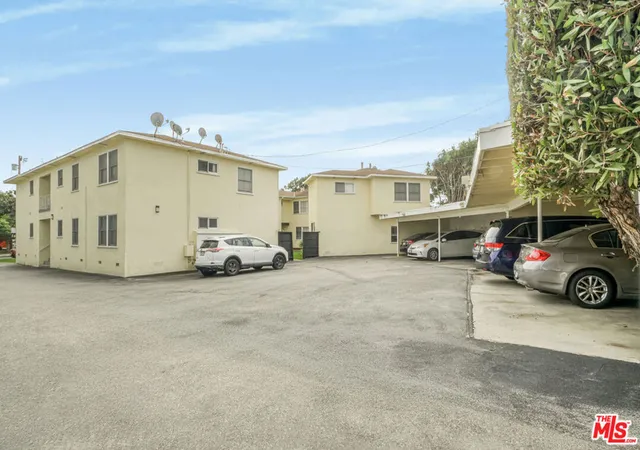 4th image of 7933 Alverstone Ave, Los Angeles, CA 90045 | MLS# 25621323