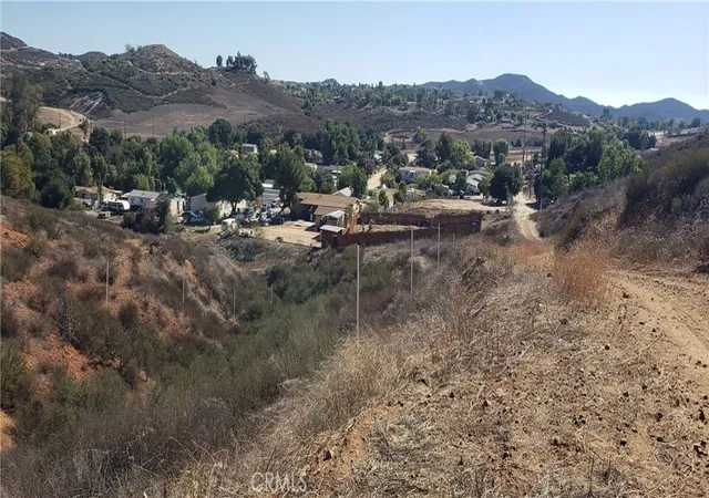 Photo 4 of Land for sale at 0 Upton, Wildomar, CA 92595 | MLS# IV25264641 | Listing updated on 2025-11-21