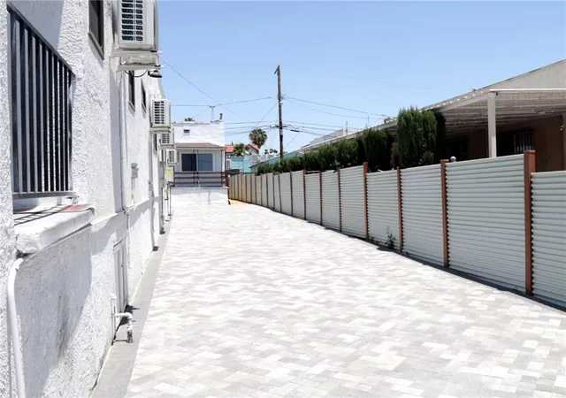 2nd image of 2437 Houston, Los Angeles, CA 90033 | MLS# PW25264645