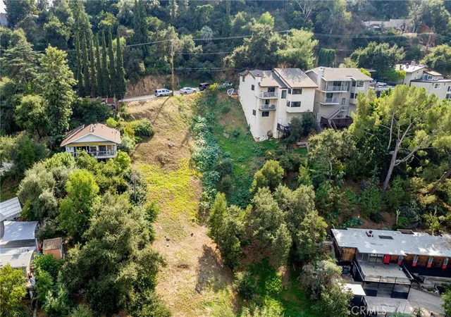 2nd image of 1333 Wildwood Dr, Eagle Rock, CA 90041 | MLS# GD25264674