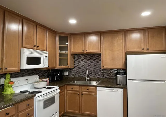 4th image of 6333 College Grove Way #5110, San Diego, CA 92115 | MLS# 250044528SD