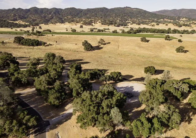 1st image of 0 Lot 19 The Preserve, Santa Margarita, CA 93453 | MLS# PI25264771