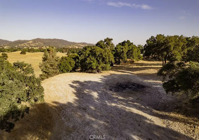 4th image of 0 Lot 19 The Preserve, Santa Margarita, CA 93453 | MLS# PI25264771