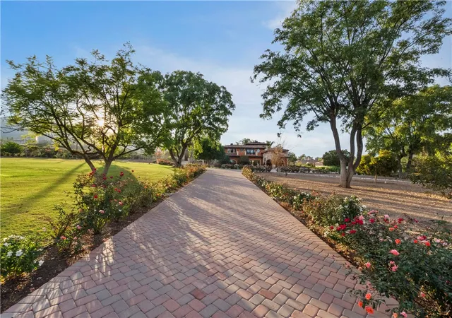 5th image of Villagio, Corona, CA 92886