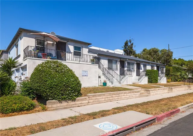1st image of 7019 Ramsgate Ave, Los Angeles, CA 90045 | MLS# SB25260305