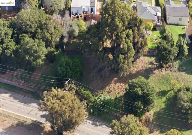 1st image of 9670 Mountain Blvd, Oakland, CA 94605 | MLS# 41118105