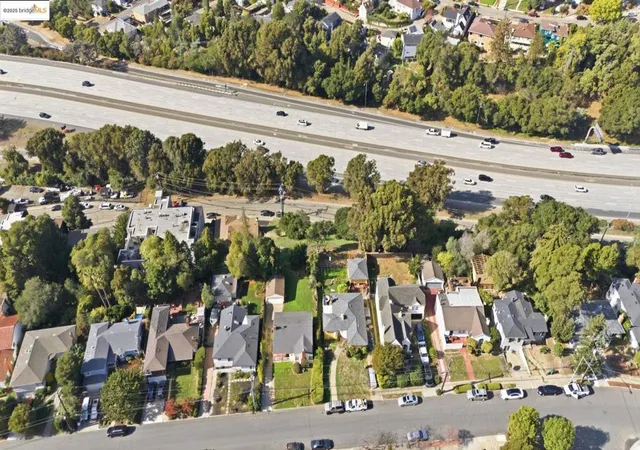 14th image of 9680 Mountain Blvd, Oakland, CA 94605 | MLS# 41118107