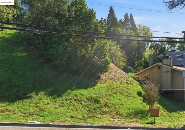3rd image of 9680 Mountain Blvd, Oakland, CA 94605 | MLS# 41118107