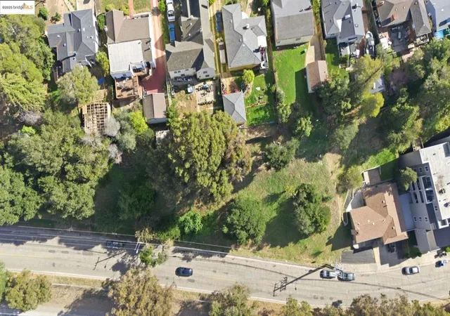 5th image of 9680 Mountain Blvd, Oakland, CA 94605 | MLS# 41118107