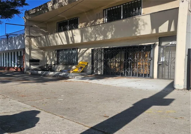 1st image of 2921 W Florence, Los Angeles, CA 90043 | MLS# WS25265749