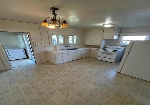 Homes for sale in Salinas, CA | 612 Central Ave, Salinas, CA 93901 | MLS# ML82028273